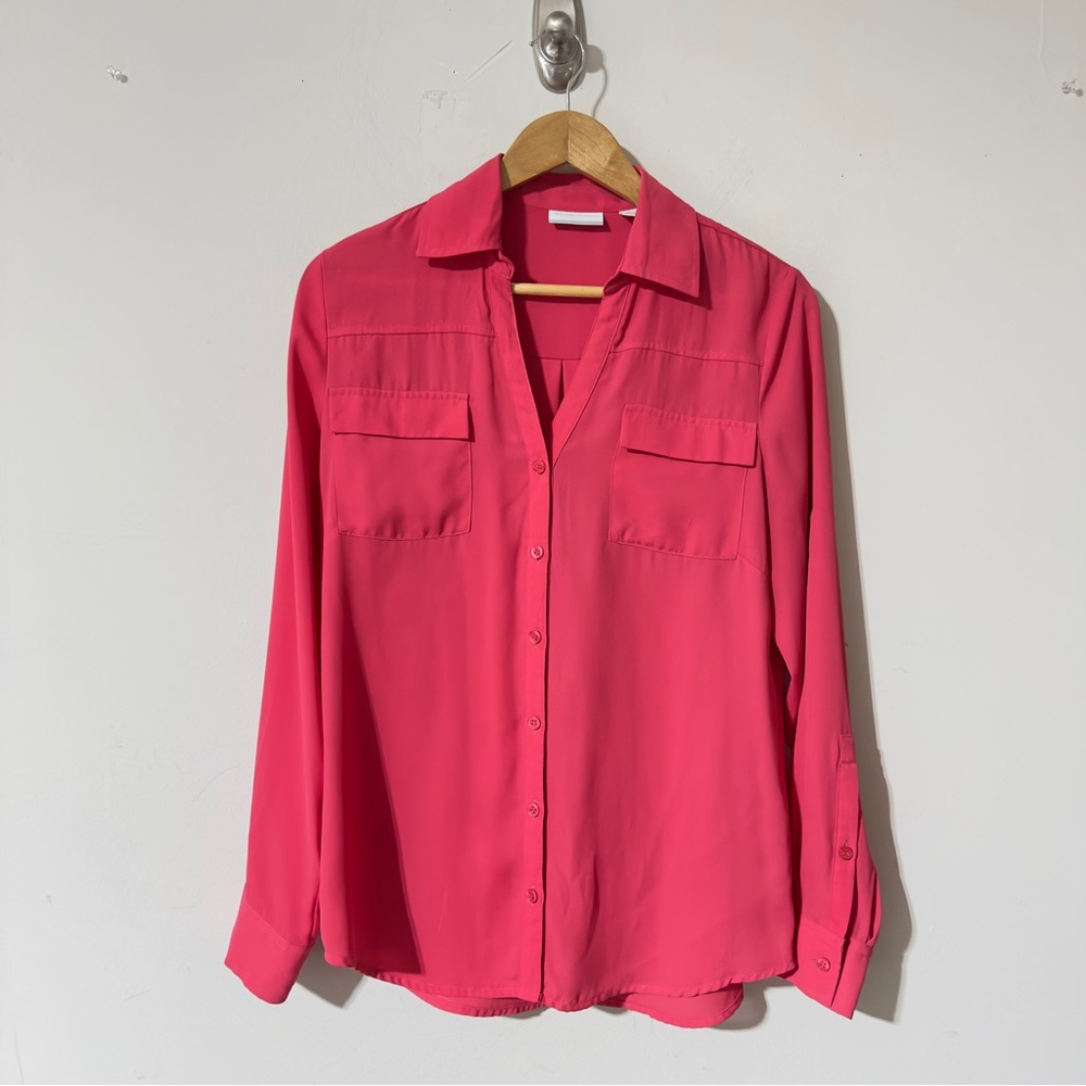 👉 New York & Company Pink V-Neck Button Up Blouse, Long Sleeve, Size Medium